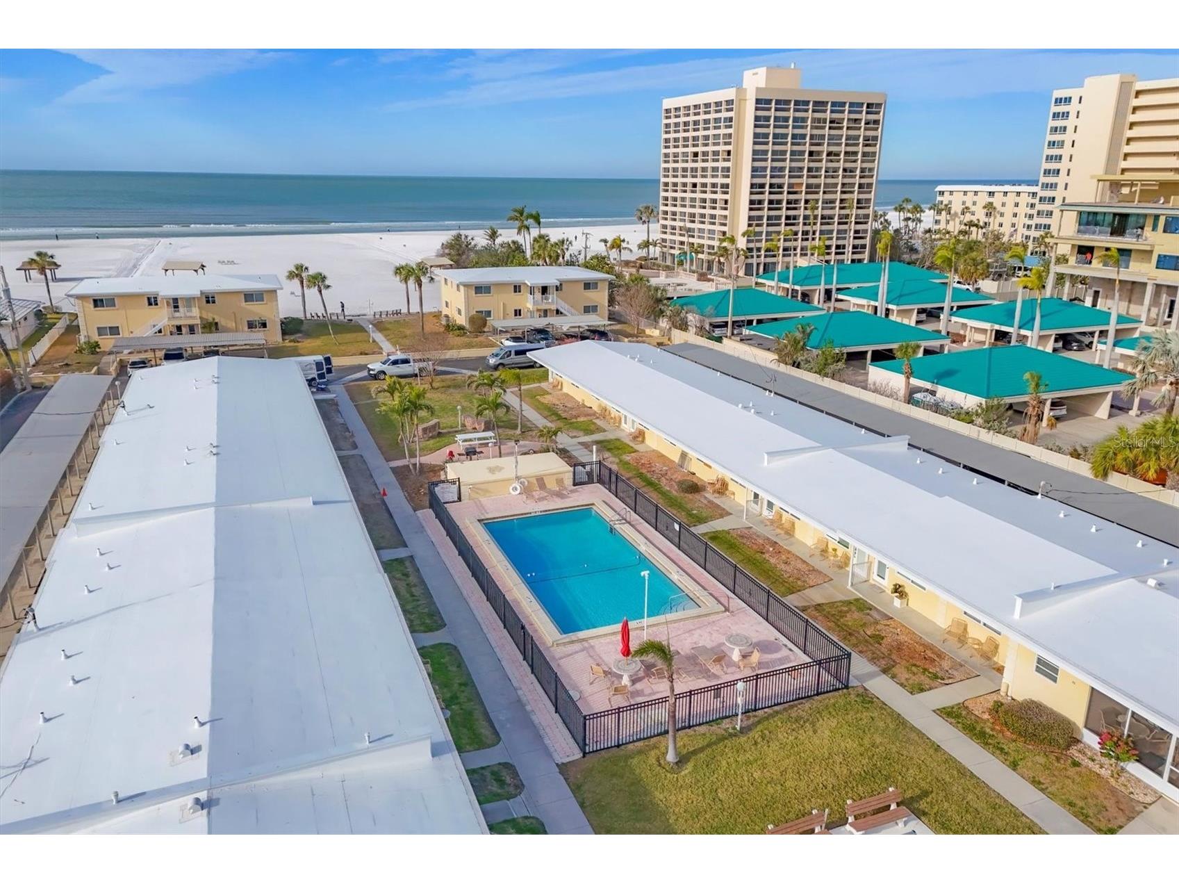 6006 Midnight Pass Road #15 Sarasota FL 34242 A4644906 image32