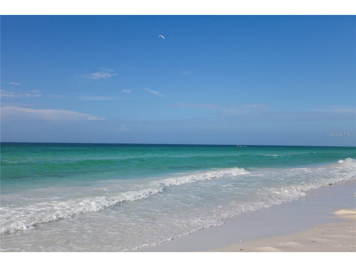 6006 Midnight Pass Road #16 Sarasota FL 34242 A4659596 image32
