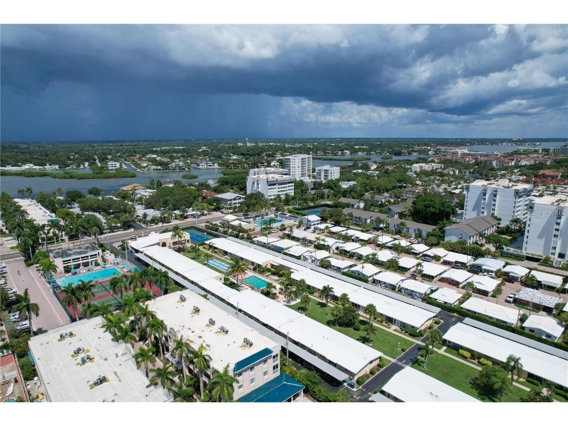 6006 Midnight Pass Road #16 Sarasota FL 34242 A4659596 image33