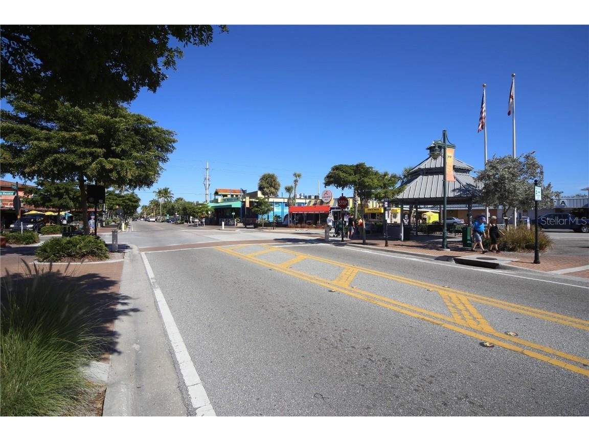 6006 Midnight Pass Road #16 Sarasota FL 34242 A4659596 image53