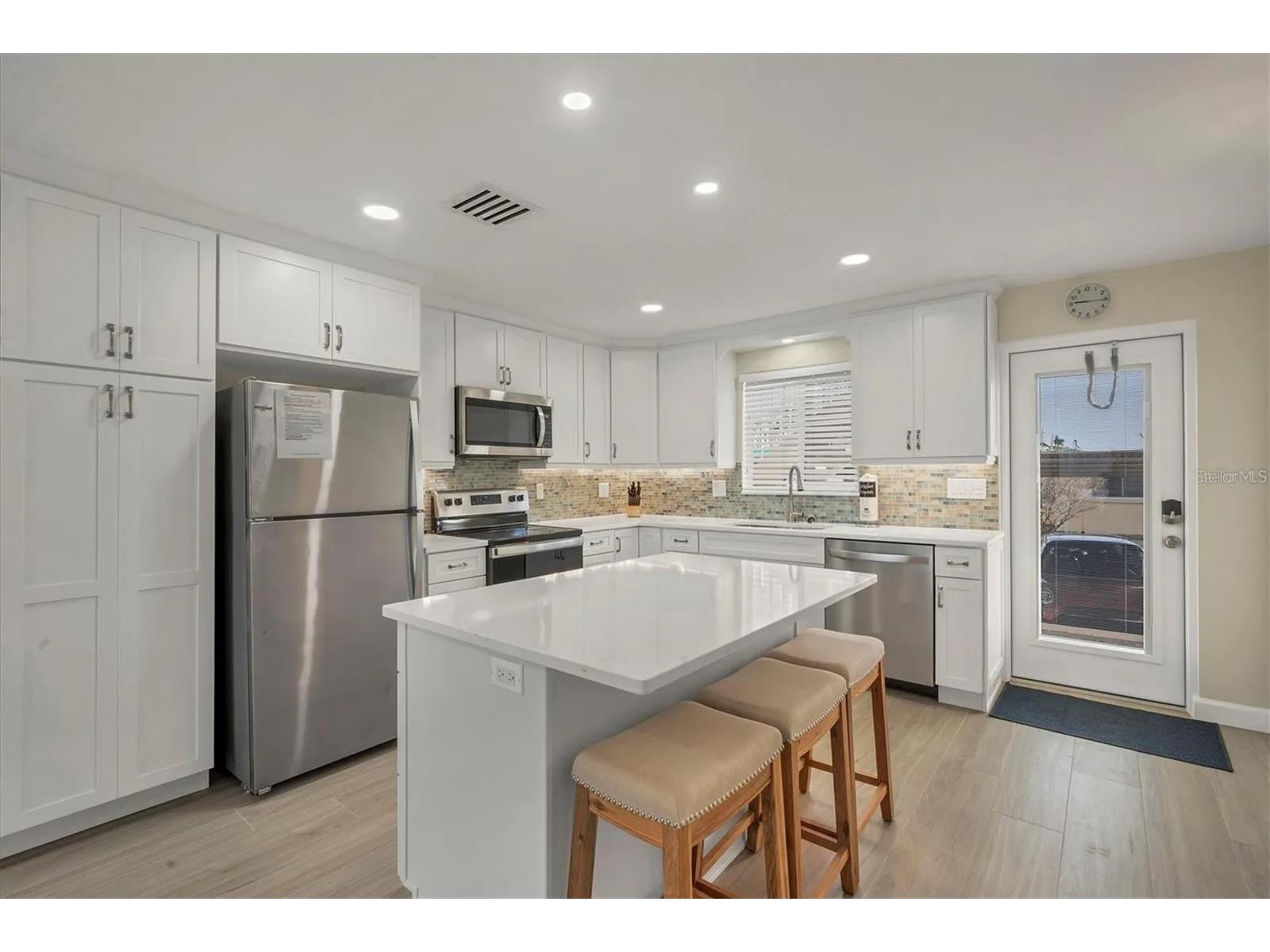 6006 Midnight Pass Road #36 Sarasota FL 34242 A4680831 image11