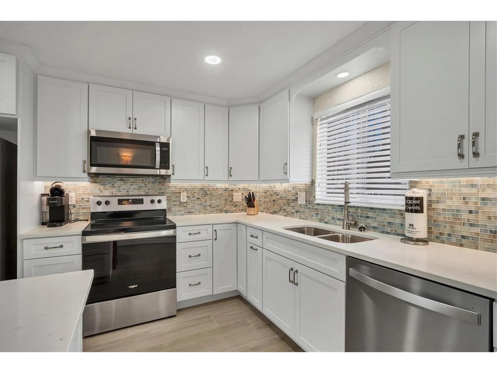 6006 Midnight Pass Road #36 Sarasota FL 34242 A4680831 image13