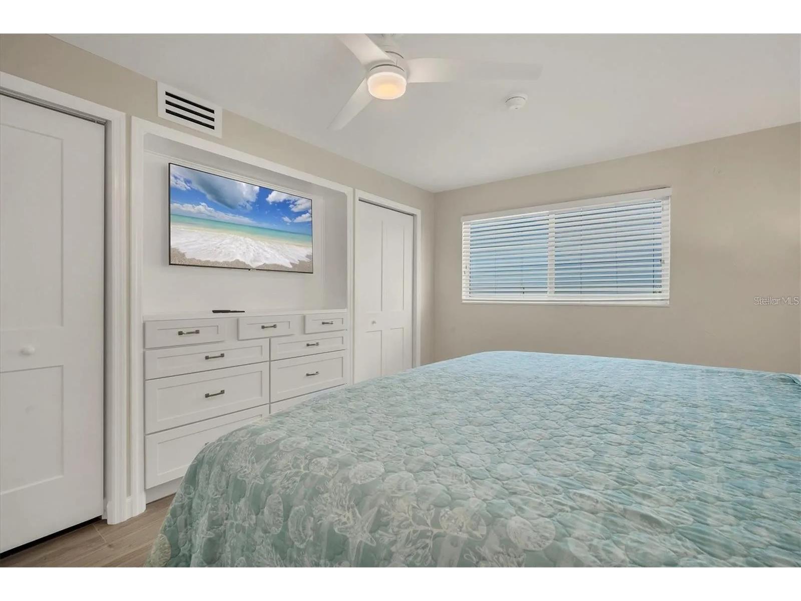 6006 Midnight Pass Road #36 Sarasota FL 34242 A4680831 image17