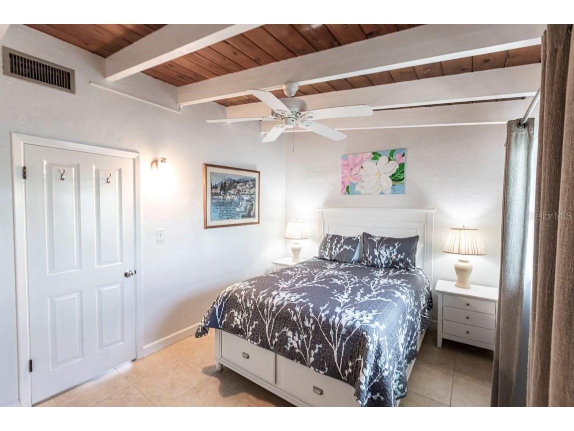 6006 Midnight Pass Road #5 Sarasota FL 34242 TB8462751 image10