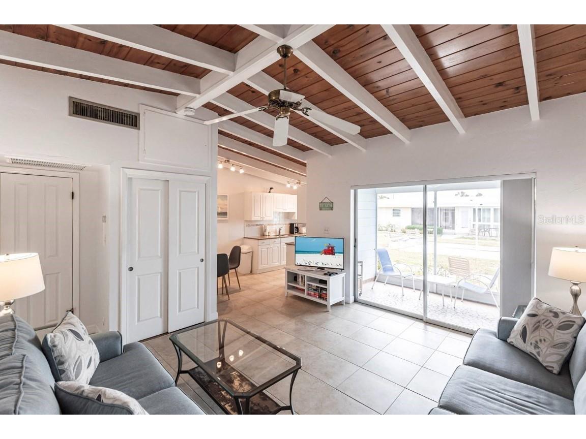 6006 Midnight Pass Road #5 Sarasota FL 34242 TB8462751 image2