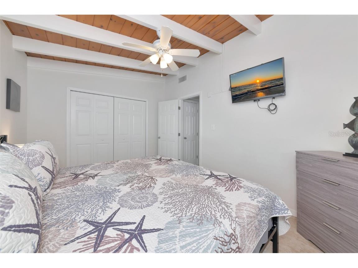 6006 Midnight Pass Road #51 Sarasota FL 34242 A4659774 image17