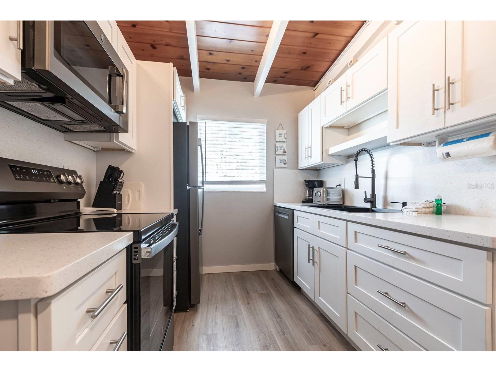 6006 Midnight Pass Road #54 Sarasota FL 34242 TB8463267 image9