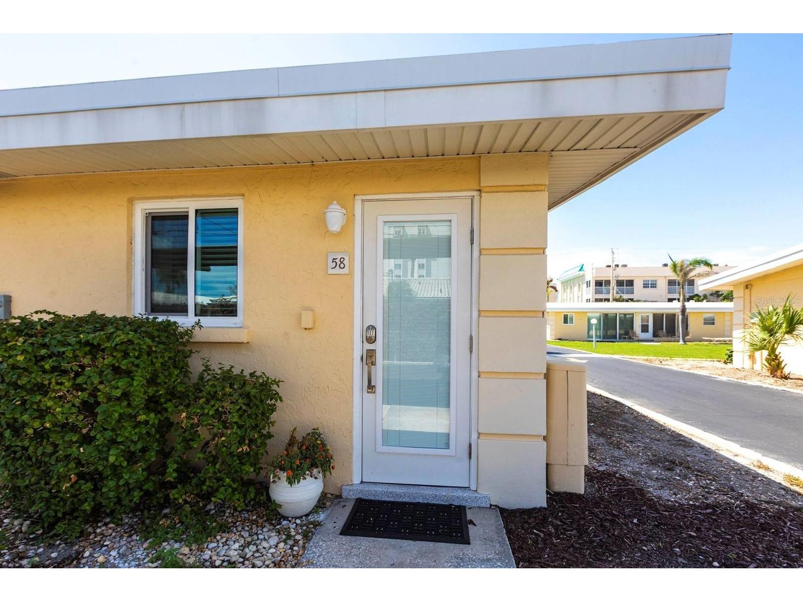 6006 Midnight Pass Road #58 Sarasota FL 34242 TB8463237 image12