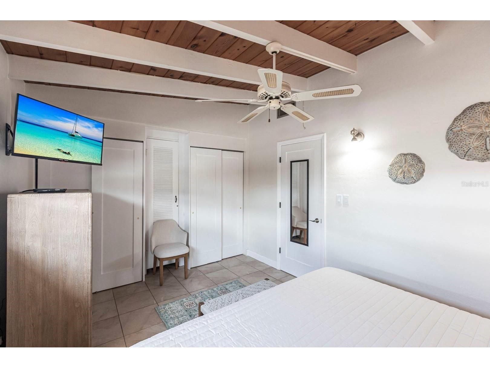 6006 Midnight Pass Road #63 Sarasota FL 34242 TB8463251 image11