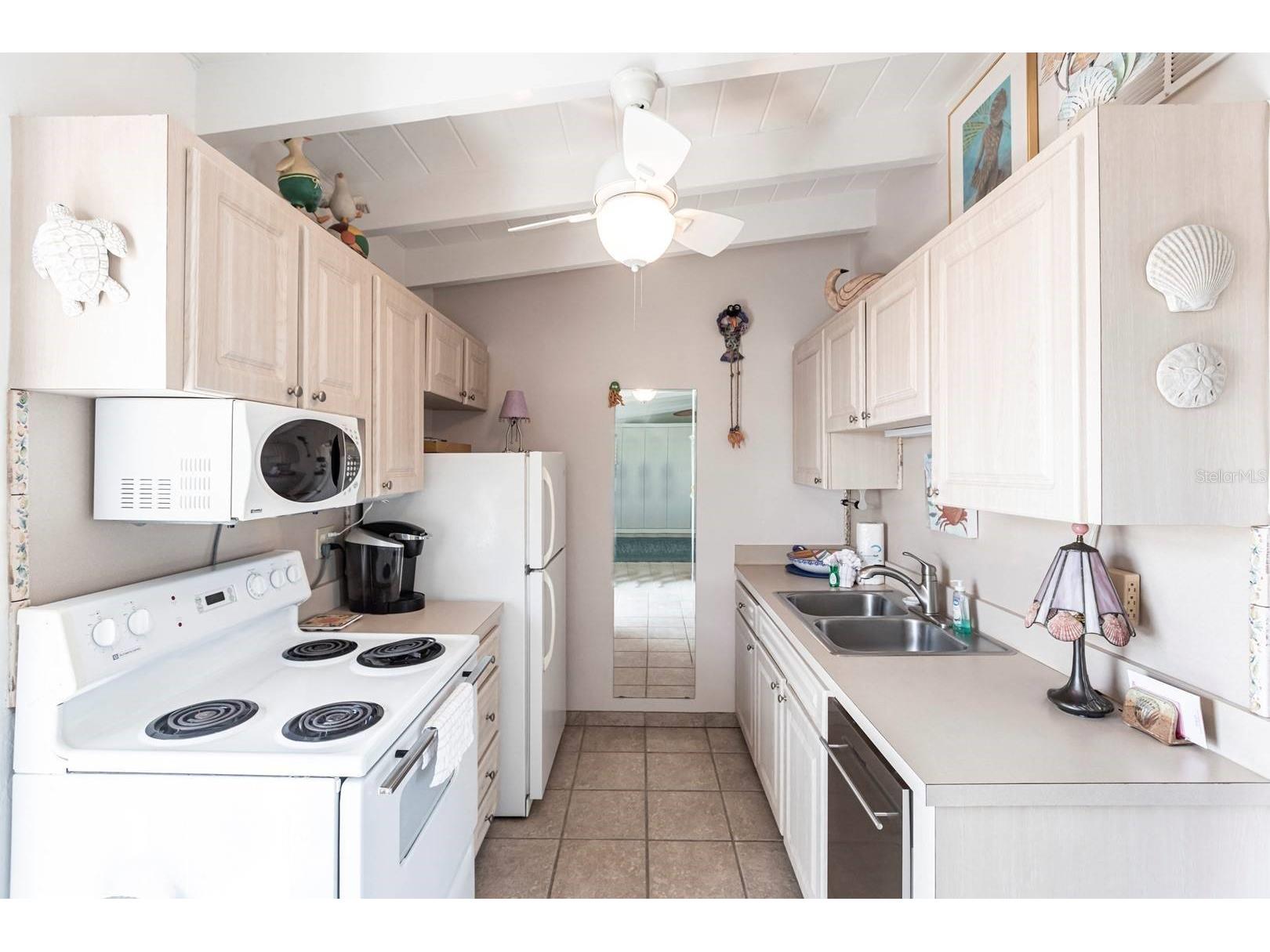 6006 Midnight Pass Road #68 Sarasota FL 34242 TB8463253 image5