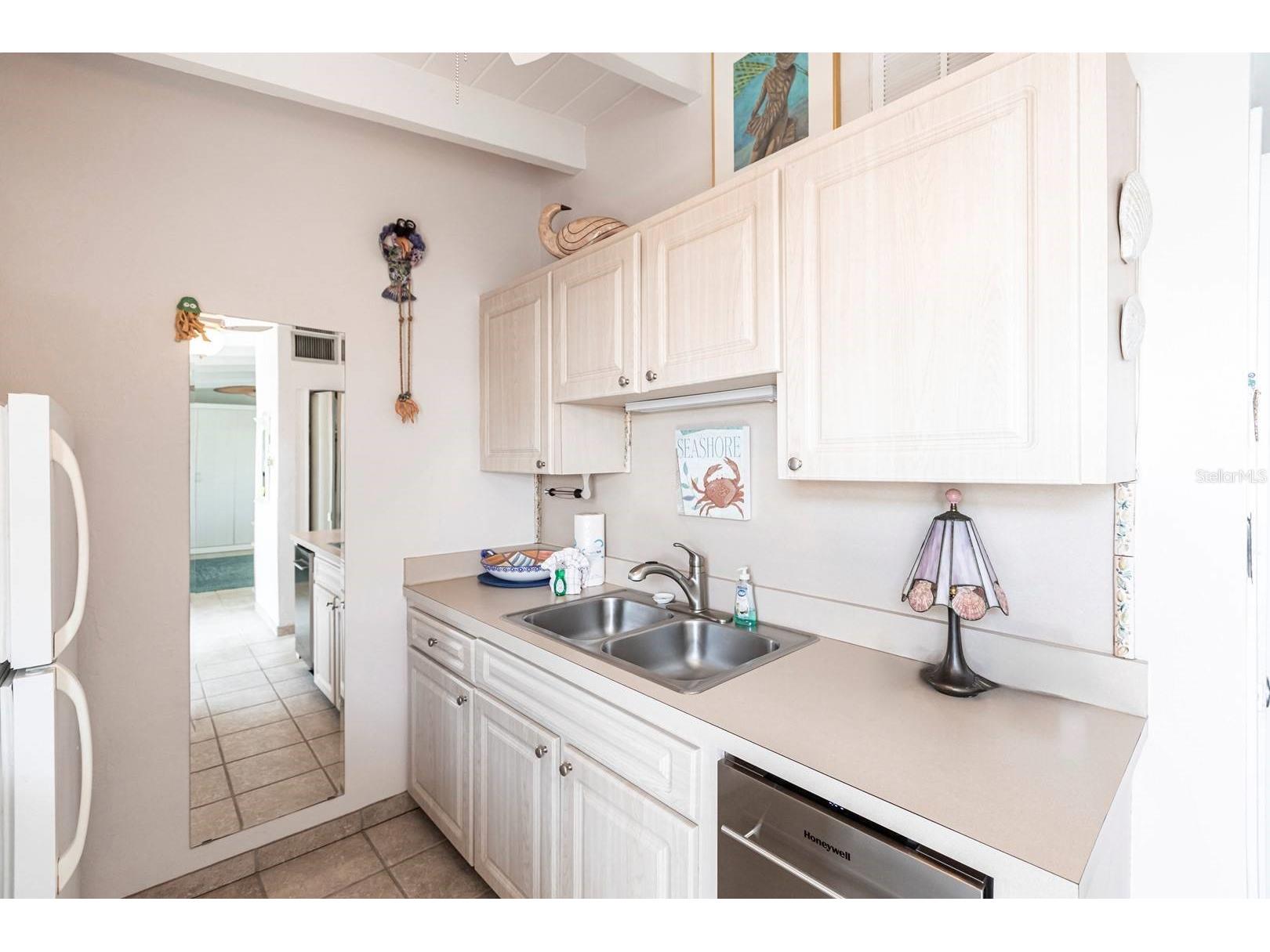 6006 Midnight Pass Road #68 Sarasota FL 34242 TB8463253 image6