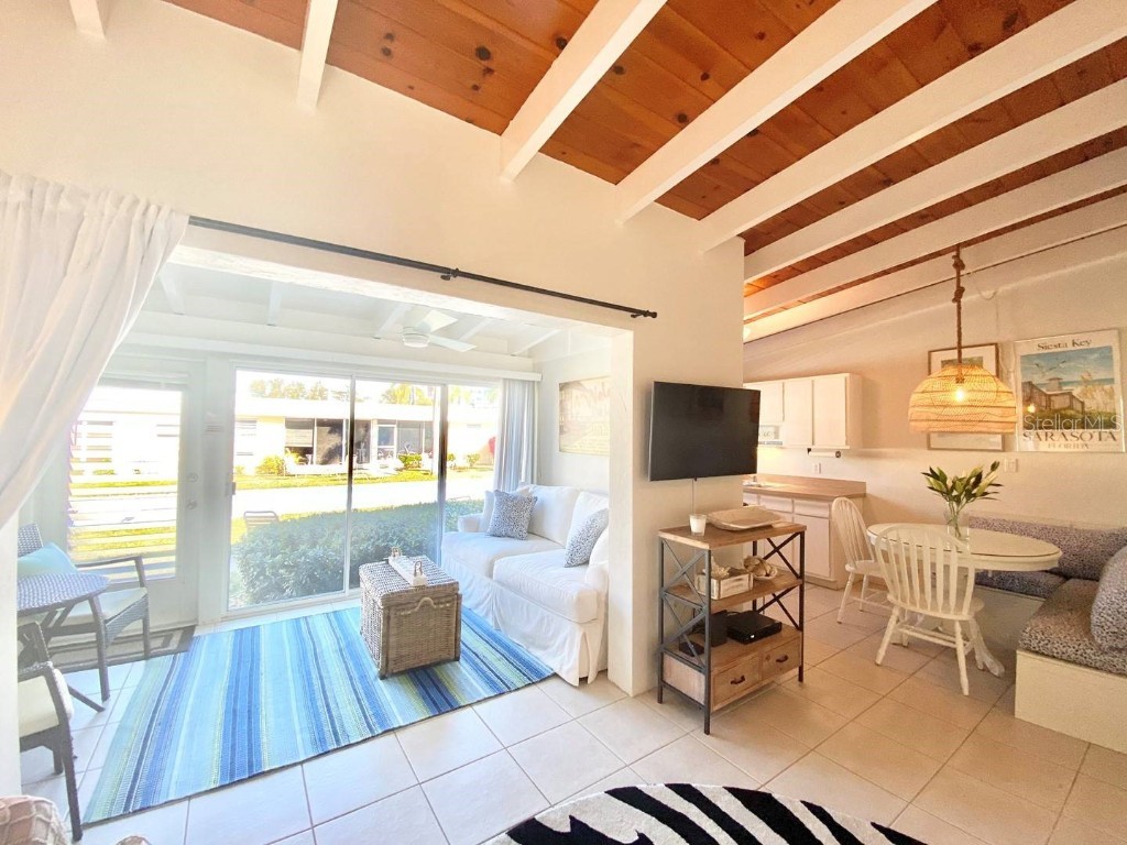 6006 Midnight Pass Road #71 Sarasota FL 34242 TB8462656 image3