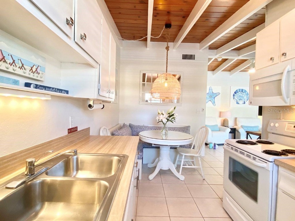 6006 Midnight Pass Road #71 Sarasota FL 34242 TB8462656 image7