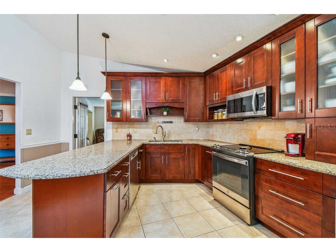 6006 Redhawk Dr New Port Richey FL 34655 TB8412738 image19