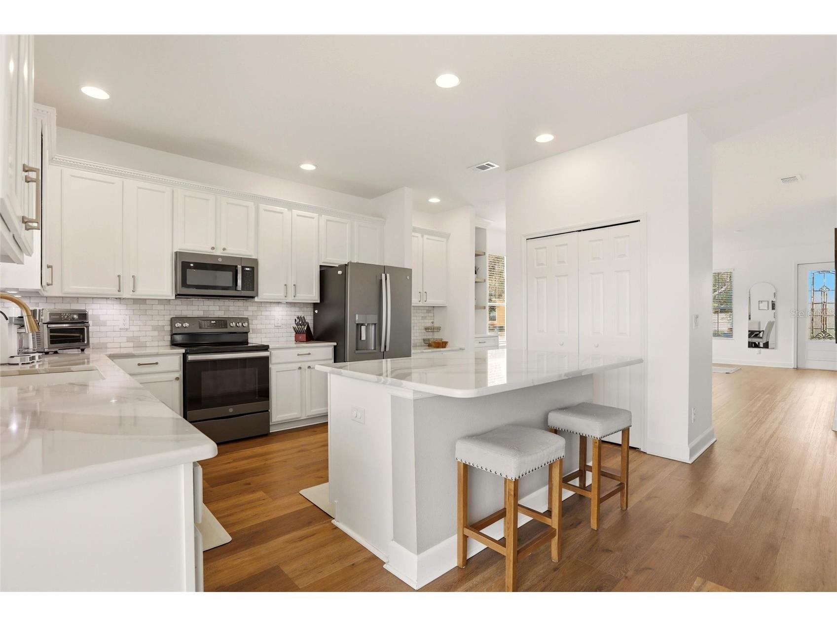 6007 43rd Court E Bradenton FL 34203 A4687606 image14
