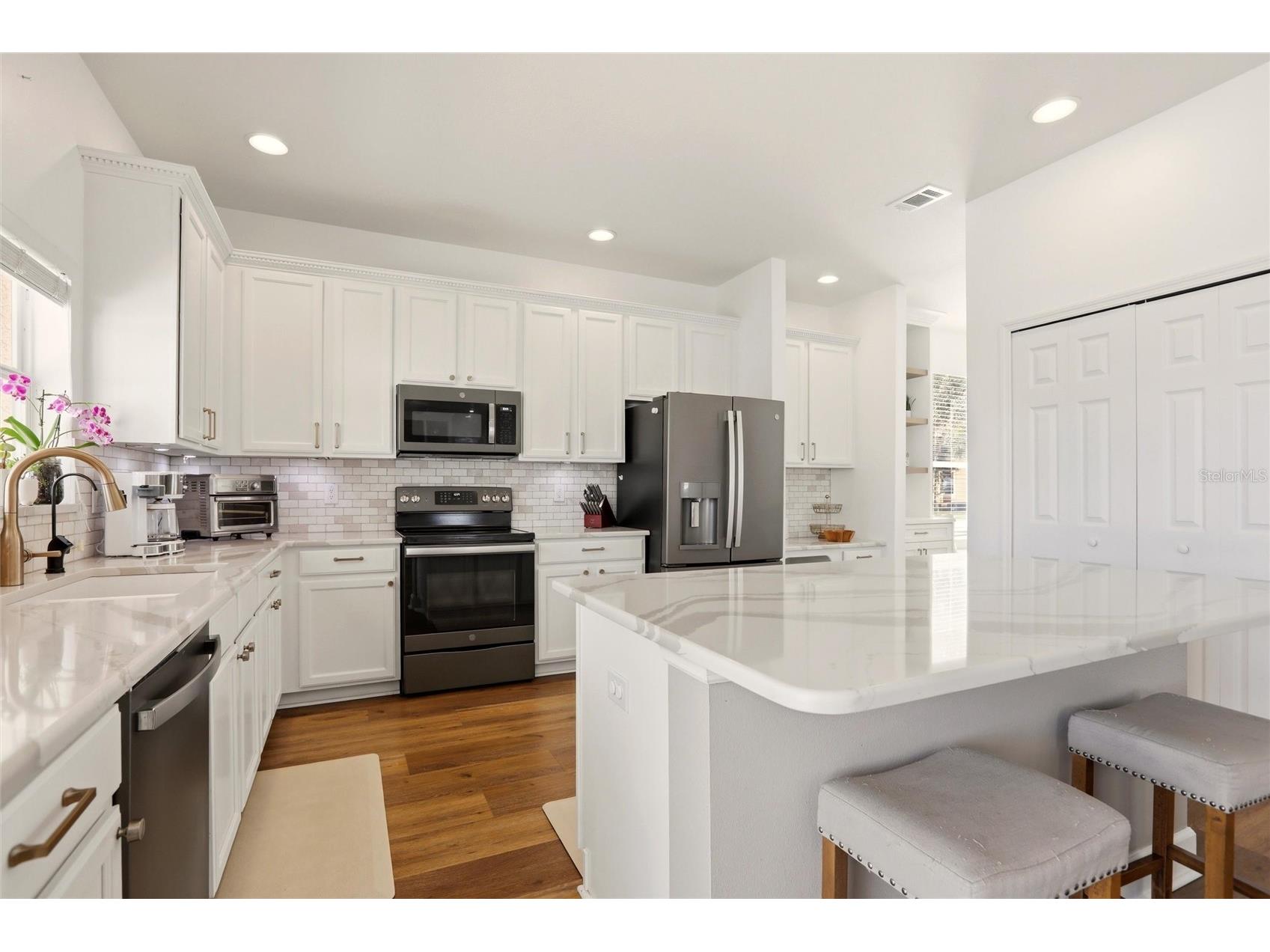 6007 43rd Court E Bradenton FL 34203 A4687606 image15