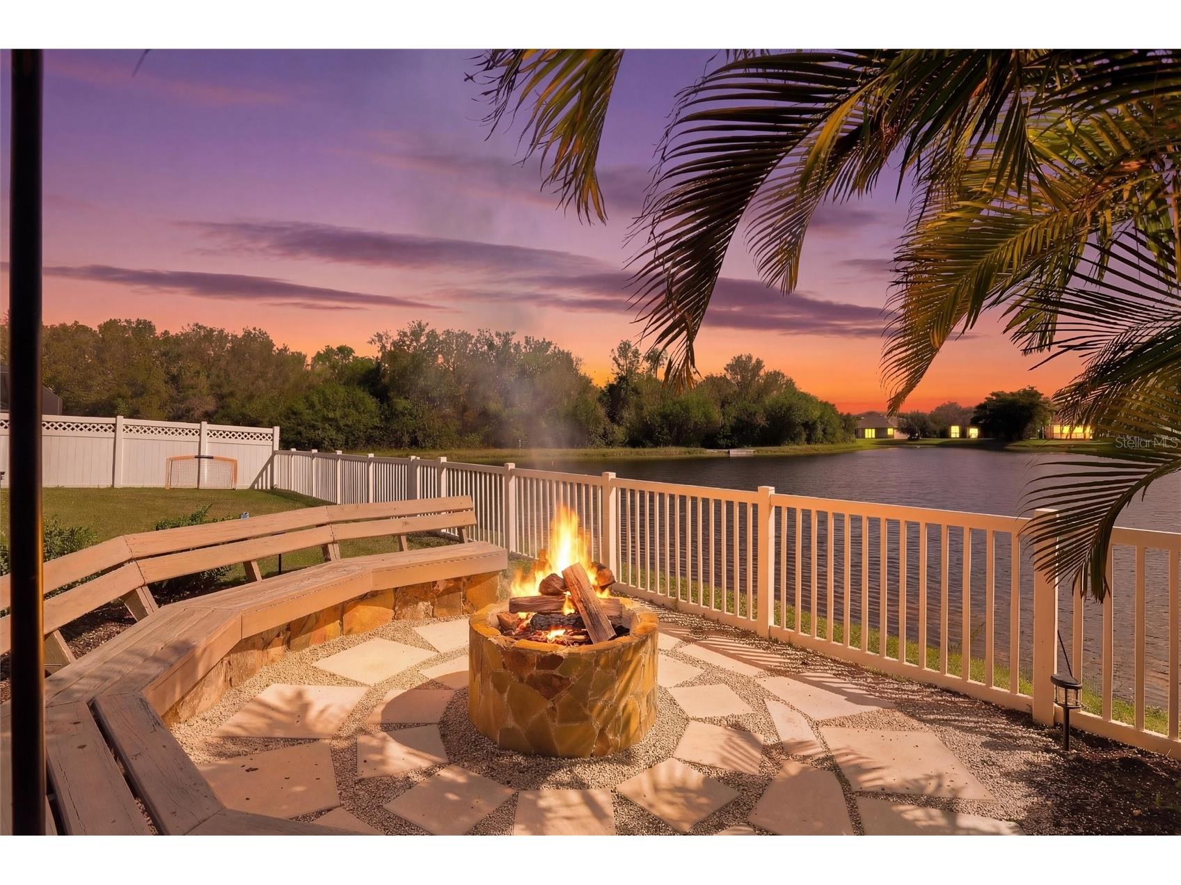 6007 43rd Court E Bradenton FL 34203 A4687606 image2