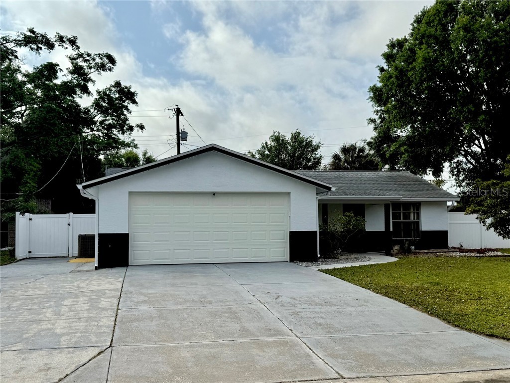 6007 Frond Way Apollo Beach FL 33572 TB8368560 image1