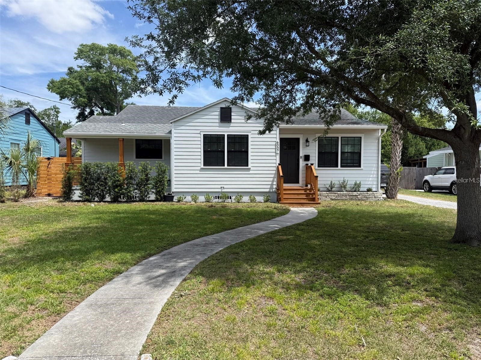 6007 N Central Avenue Tampa FL 33604 TB8502163 image2