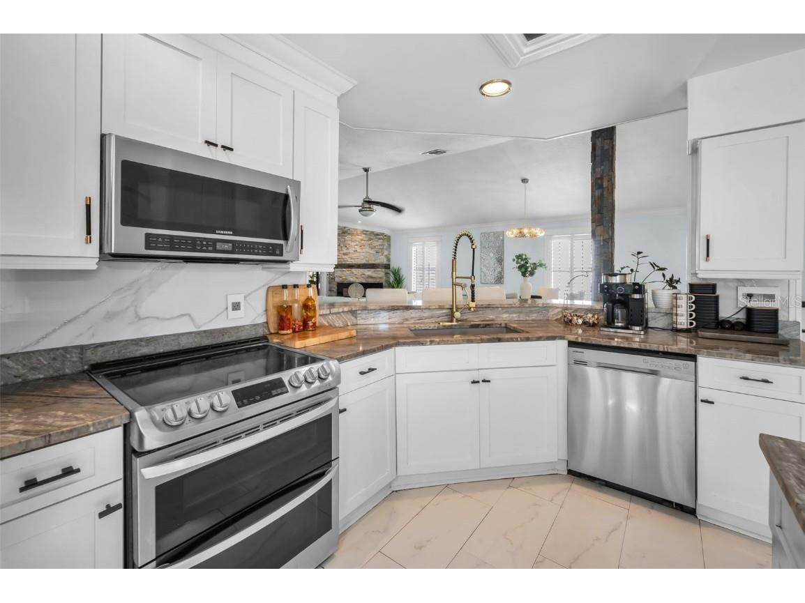 6009 Bayway Court New Port Richey FL 34652 - CANAL TO GULF TB8444959 image29