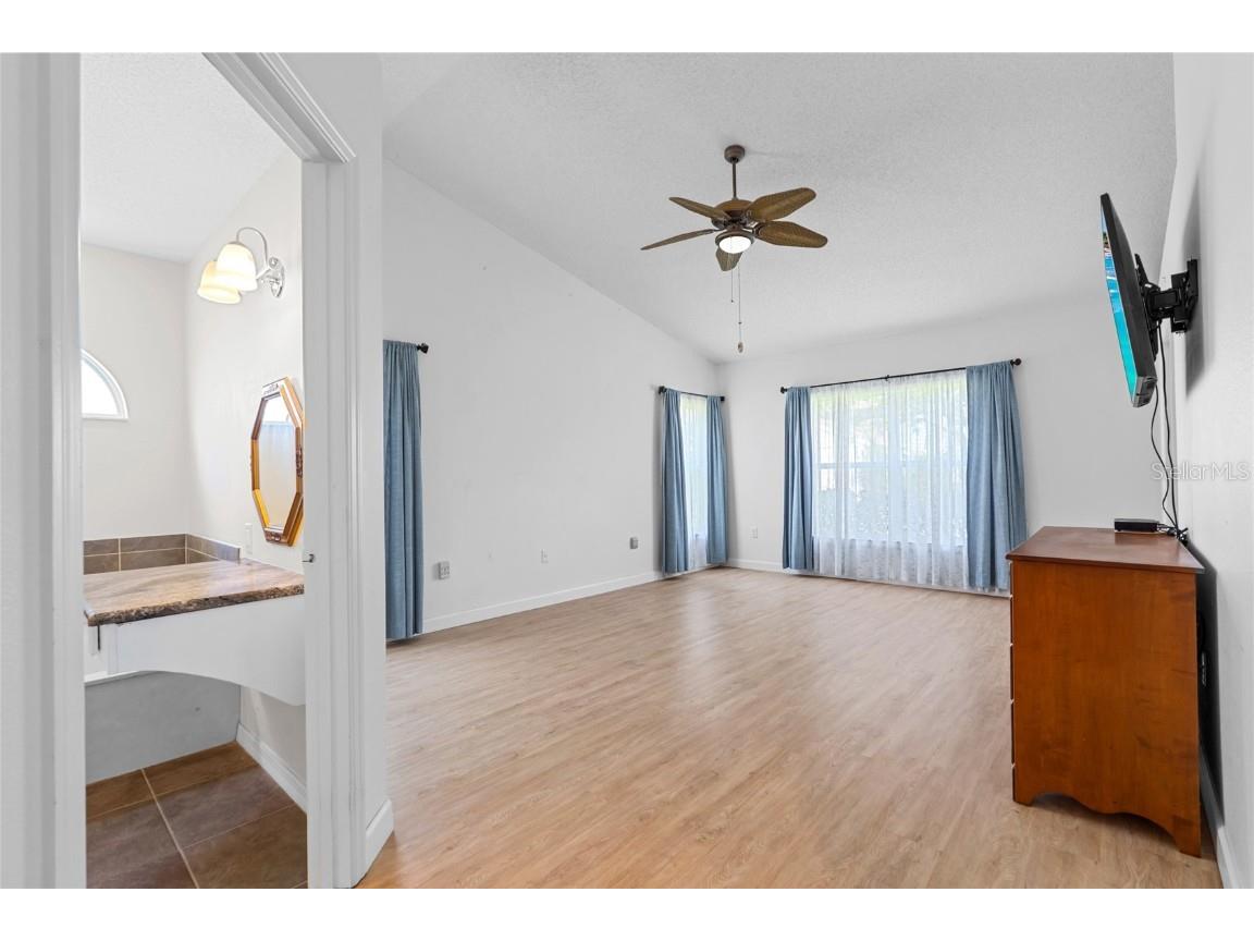 6009 Cedarwood Ln Bradenton FL 34203 TB8394679 image19