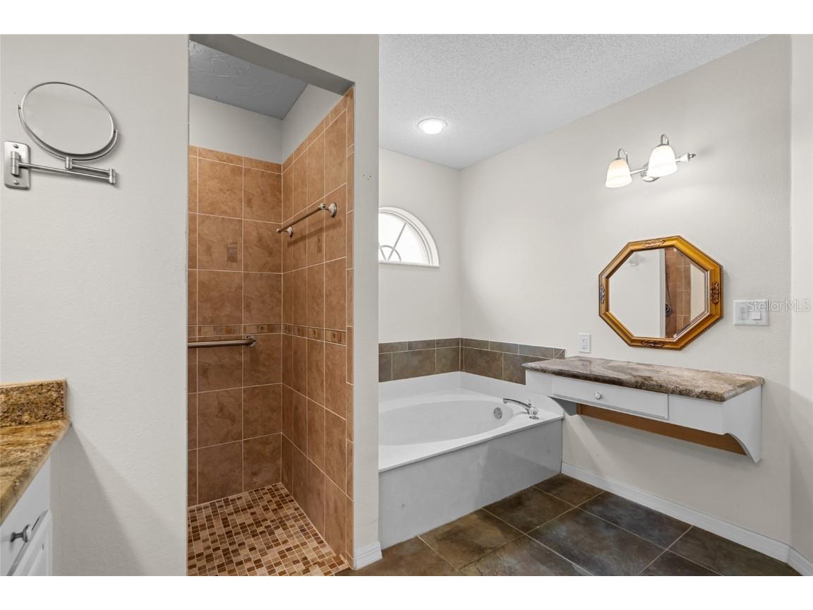 6009 Cedarwood Ln Bradenton FL 34203 TB8394679 image26