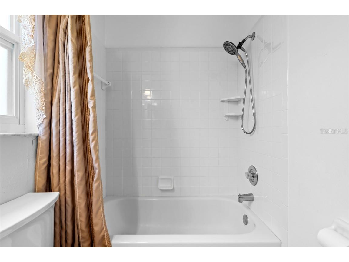 6009 Cedarwood Ln Bradenton FL 34203 TB8394679 image35