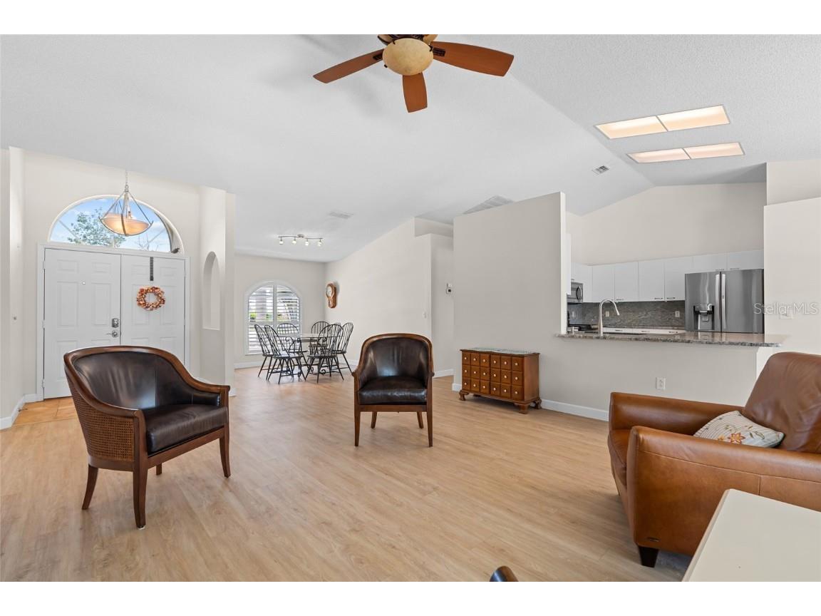 6009 Cedarwood Ln Bradenton FL 34203 TB8394679 image8