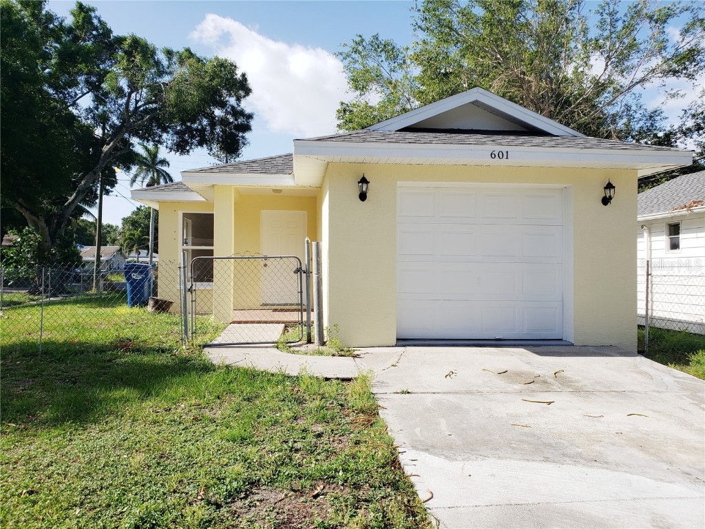 601 27th Avenue W Bradenton FL 34205 A4568948 image1