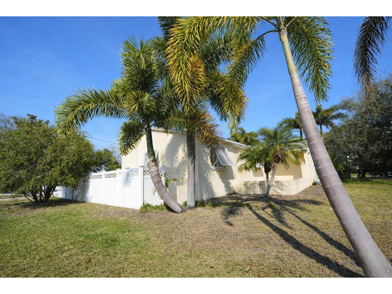 601 34th Avenue NE Saint Petersburg FL 33704 TB8482458 image5