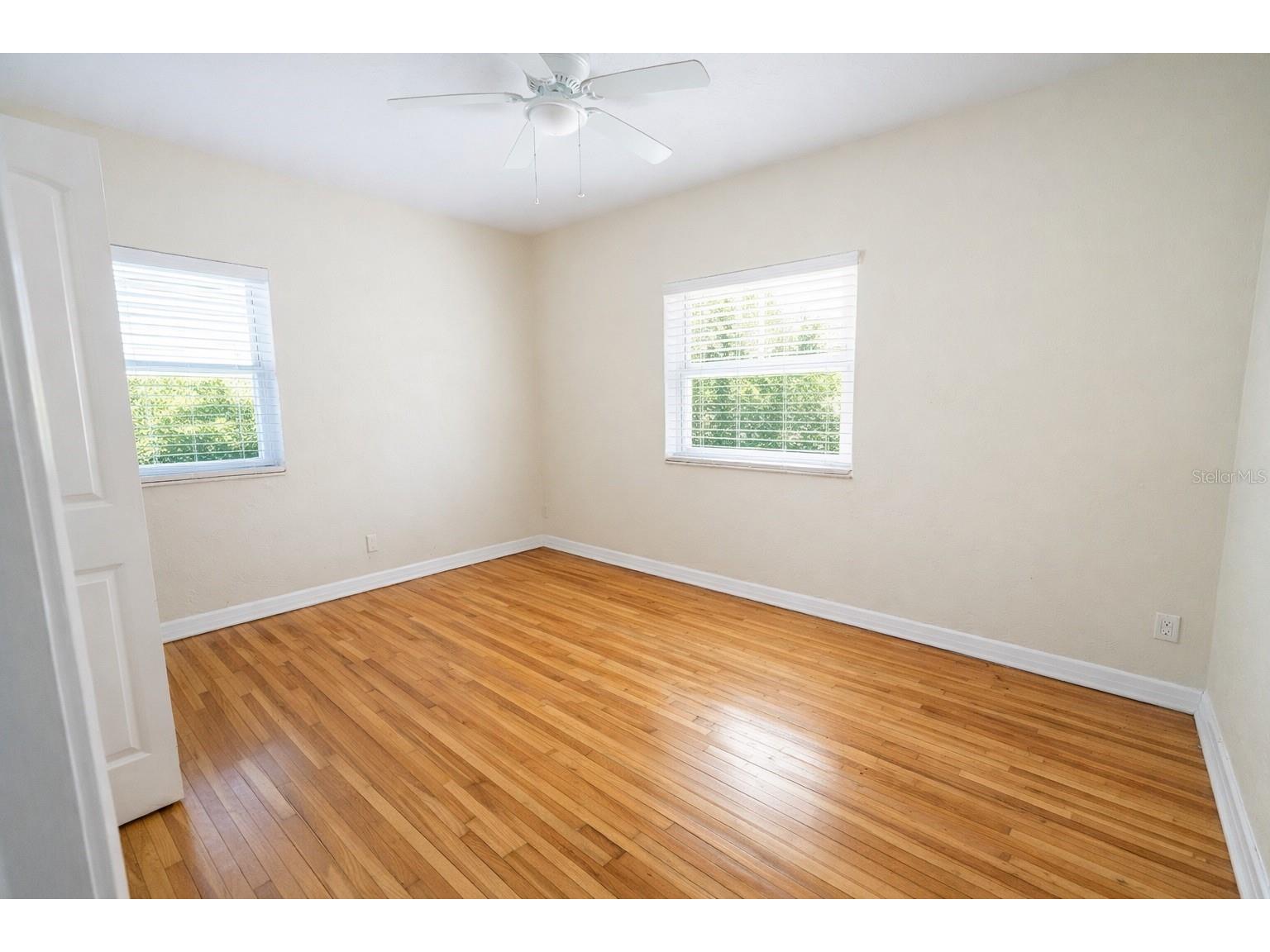 601 34th Avenue NE Saint Petersburg FL 33704 TB8482458 image8