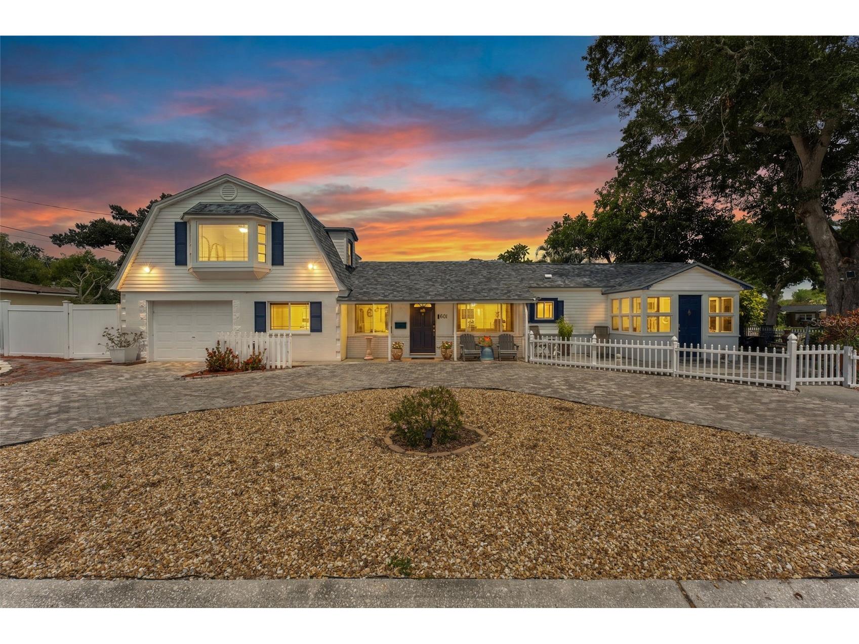 601 45th Street N Saint Petersburg FL 33713 TB8526357 image1