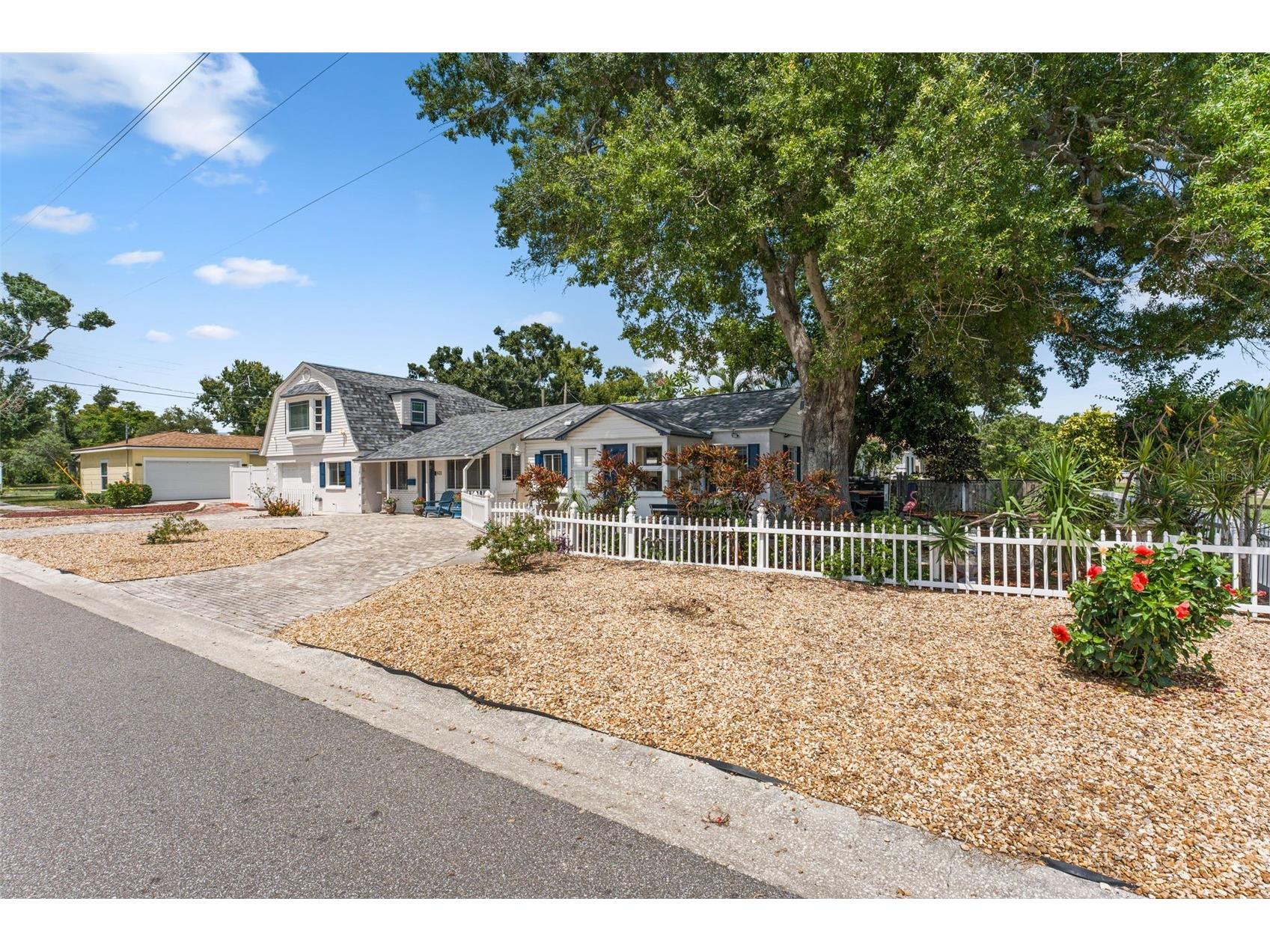 601 45th Street N Saint Petersburg FL 33713 TB8526357 image3