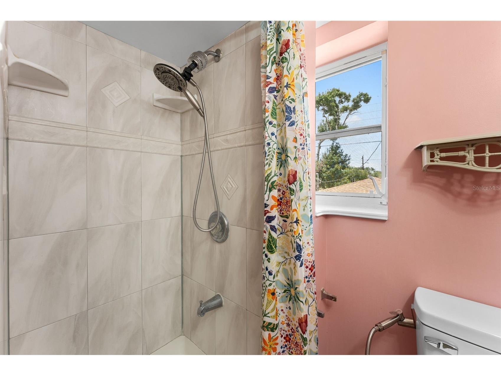 601 45th Street N Saint Petersburg FL 33713 TB8526357 image40