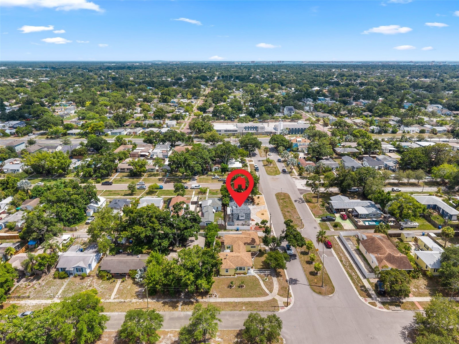 601 45th Street N Saint Petersburg FL 33713 TB8526357 image55