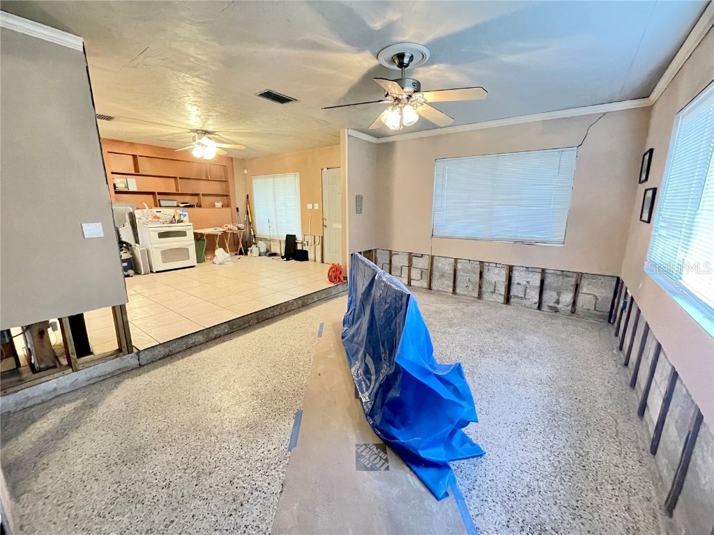 601 56th Street N Saint Petersburg FL 33710 TB8442495 image18