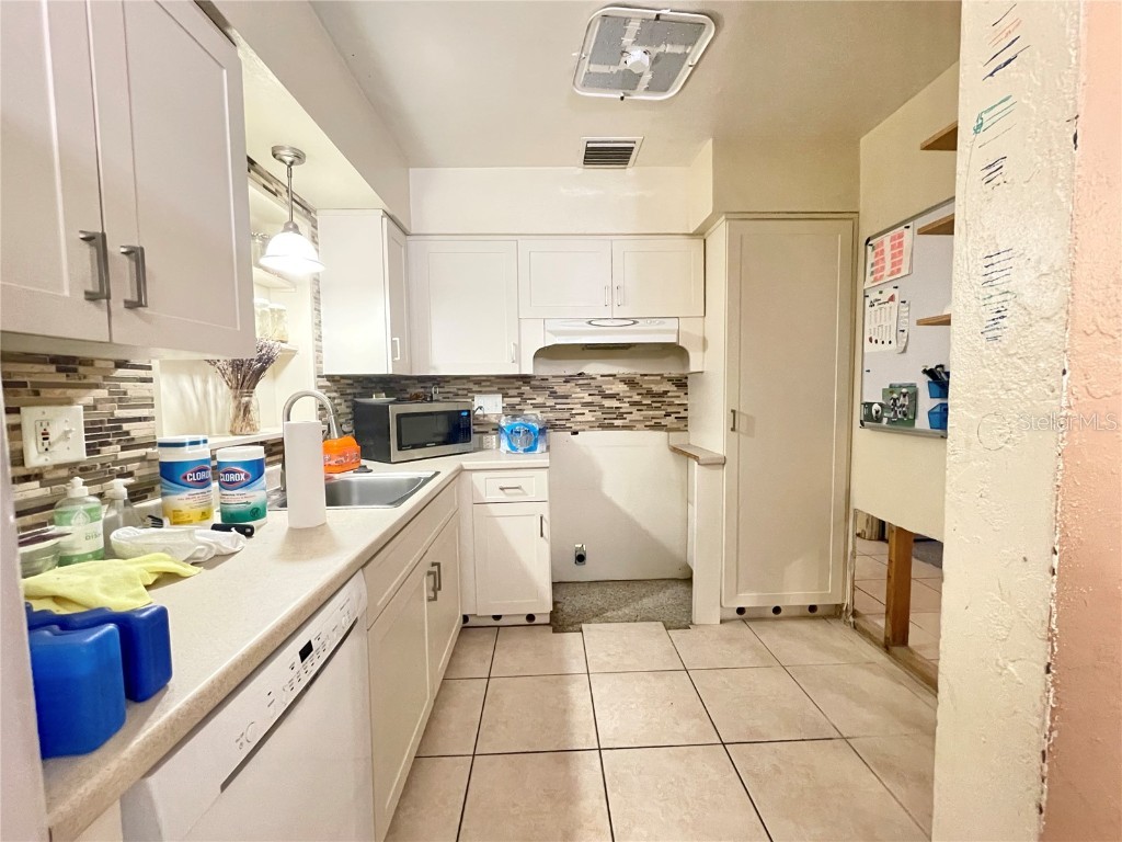 601 56th Street N Saint Petersburg FL 33710 TB8442495 image20