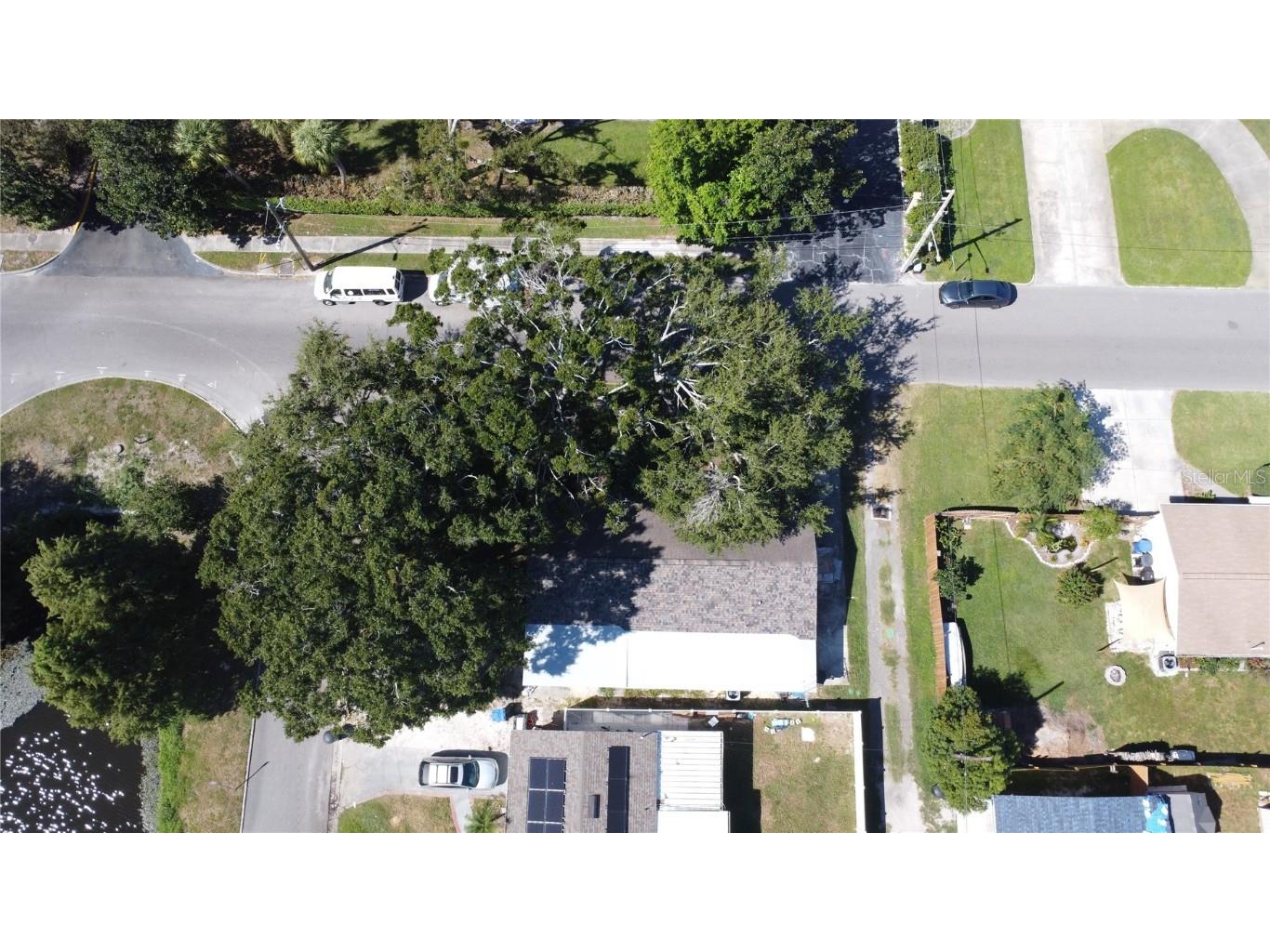 601 56th Street N Saint Petersburg FL 33710 TB8442495 image9