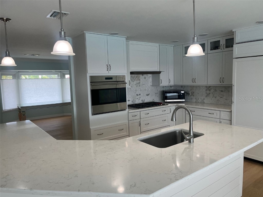 601 64th Avenue Saint Pete Beach FL 33706 TB8428137 image4