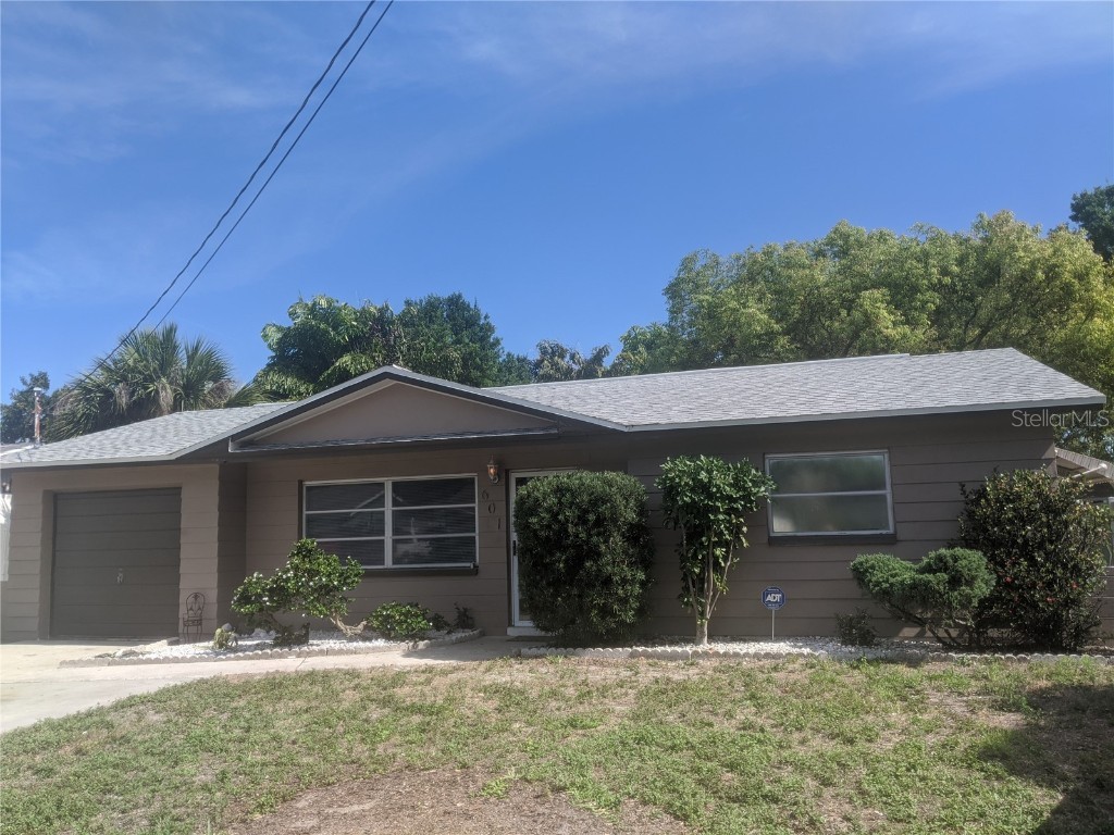 601 72nd Avenue N Saint Petersburg FL 33702 U8198255 image1