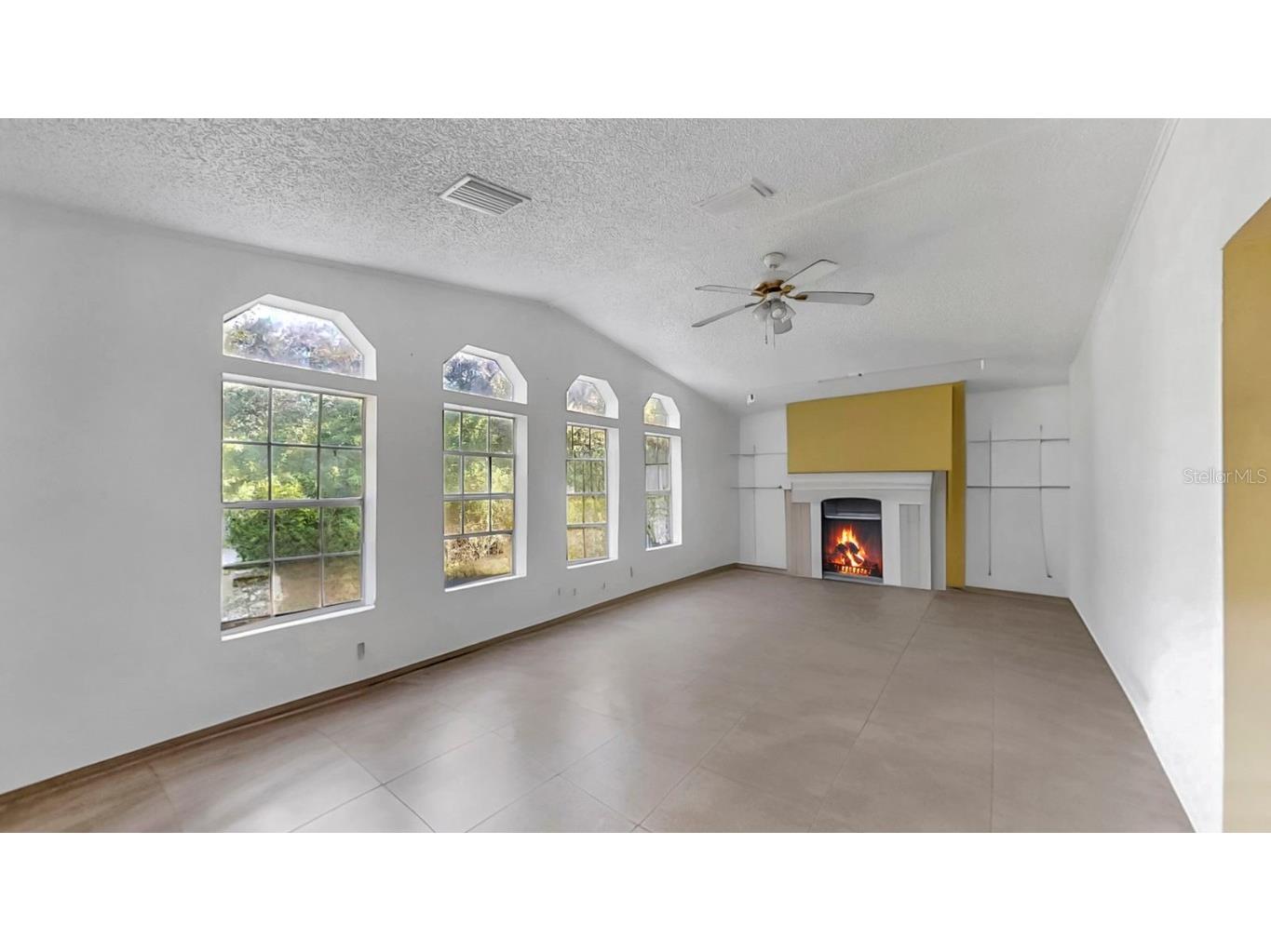 601 8th Court SE Ruskin FL 33570 TB8447670 image9