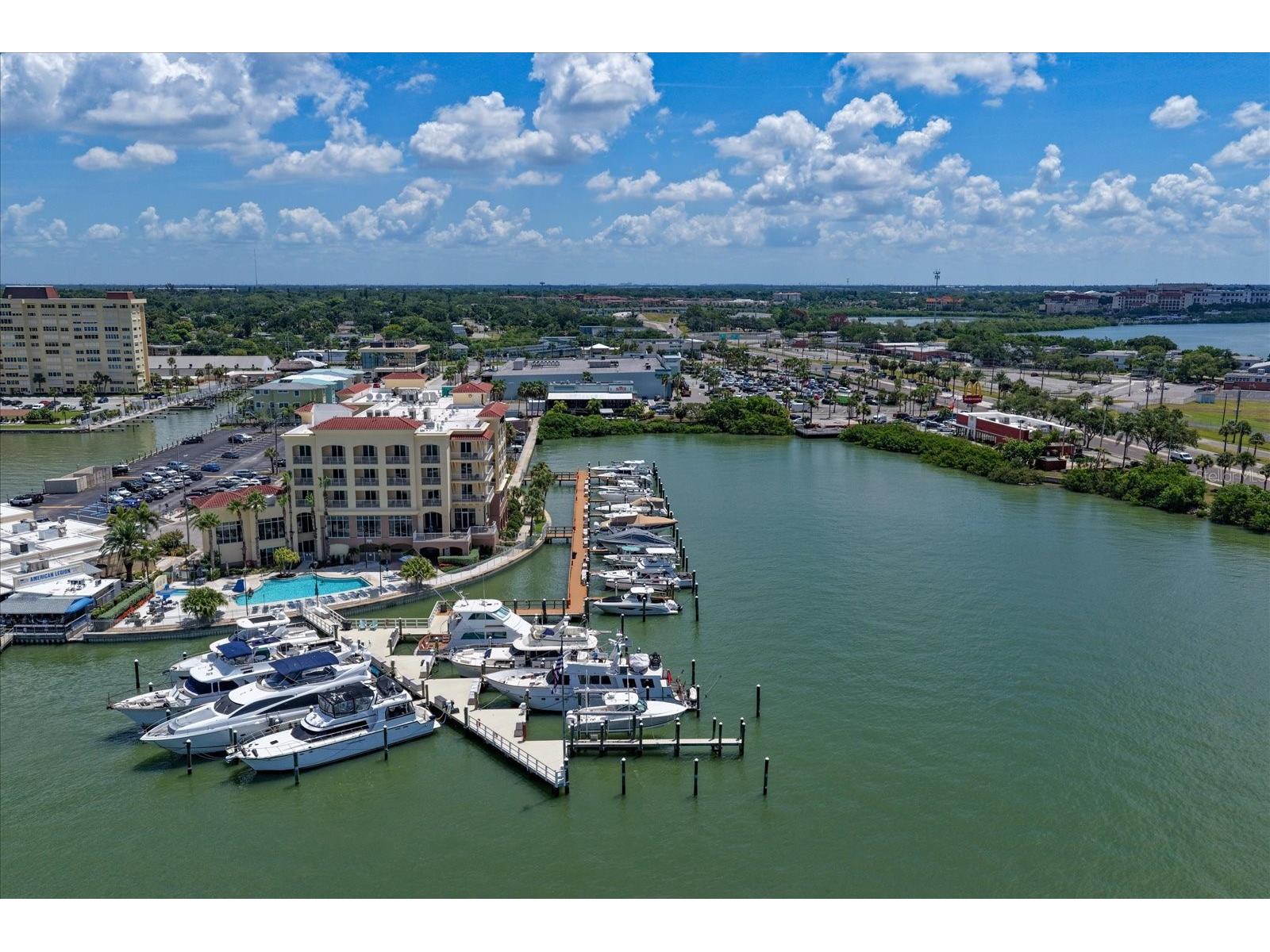 601 American Legion Drive #15 Saint Petersburg FL 33708 TB8526126 image11