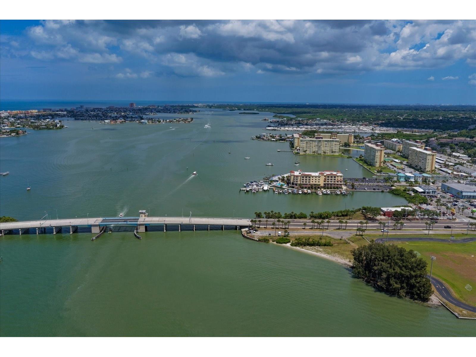 601 American Legion Drive #15 Saint Petersburg FL 33708 TB8526126 image12