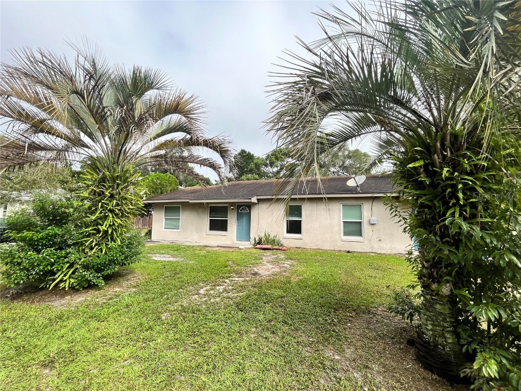 601 Andys Court Orange City FL 32763 V4932599 image1