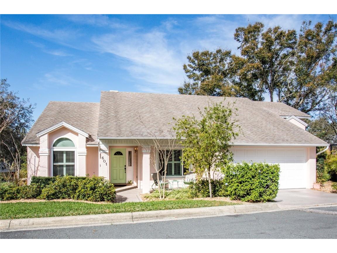 601 Chautauqua Dr Mount Dora FL 32757 - LAKE DORA G5065518 image1