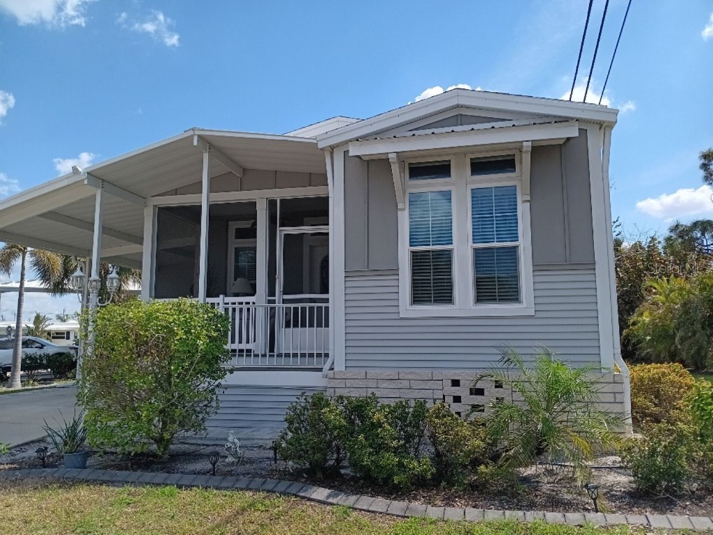 601 Club House Road Venice FL 34285 N6137660 image1