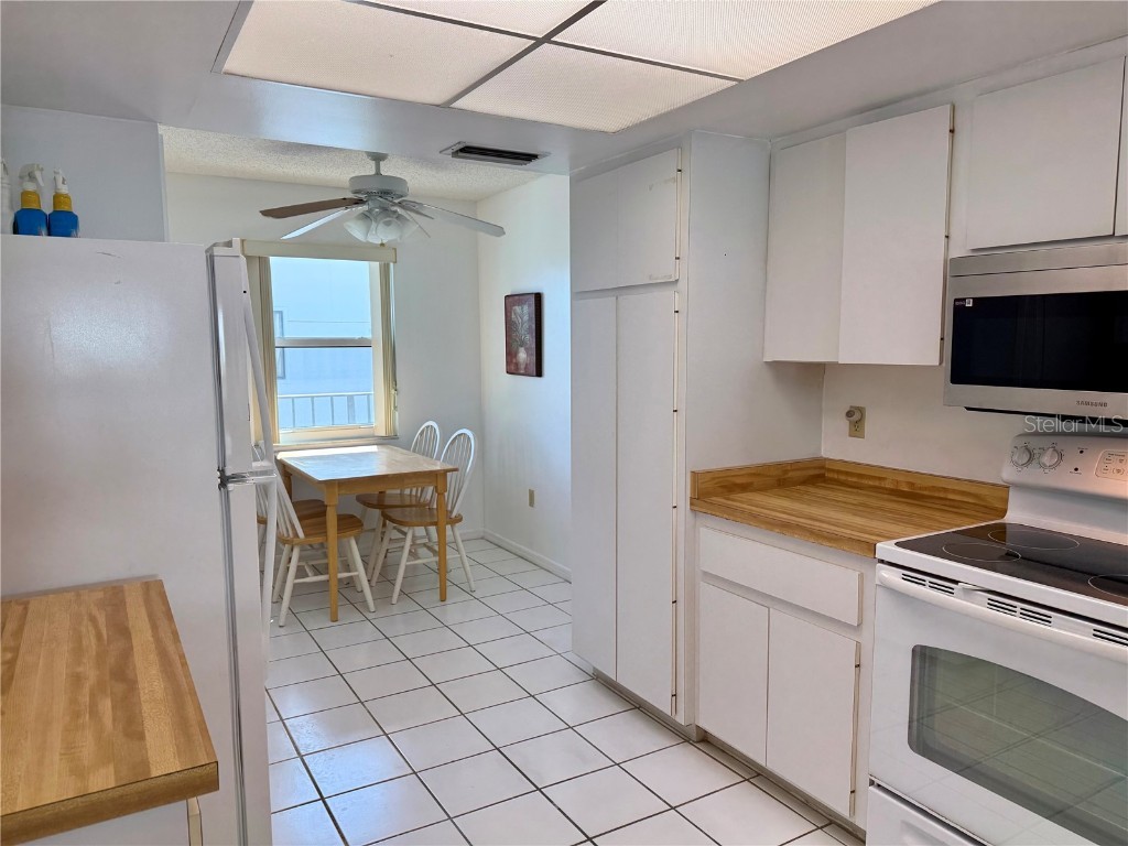 601 Gulf Drive N #109 Bradenton Beach FL 34217 A4664649 image10