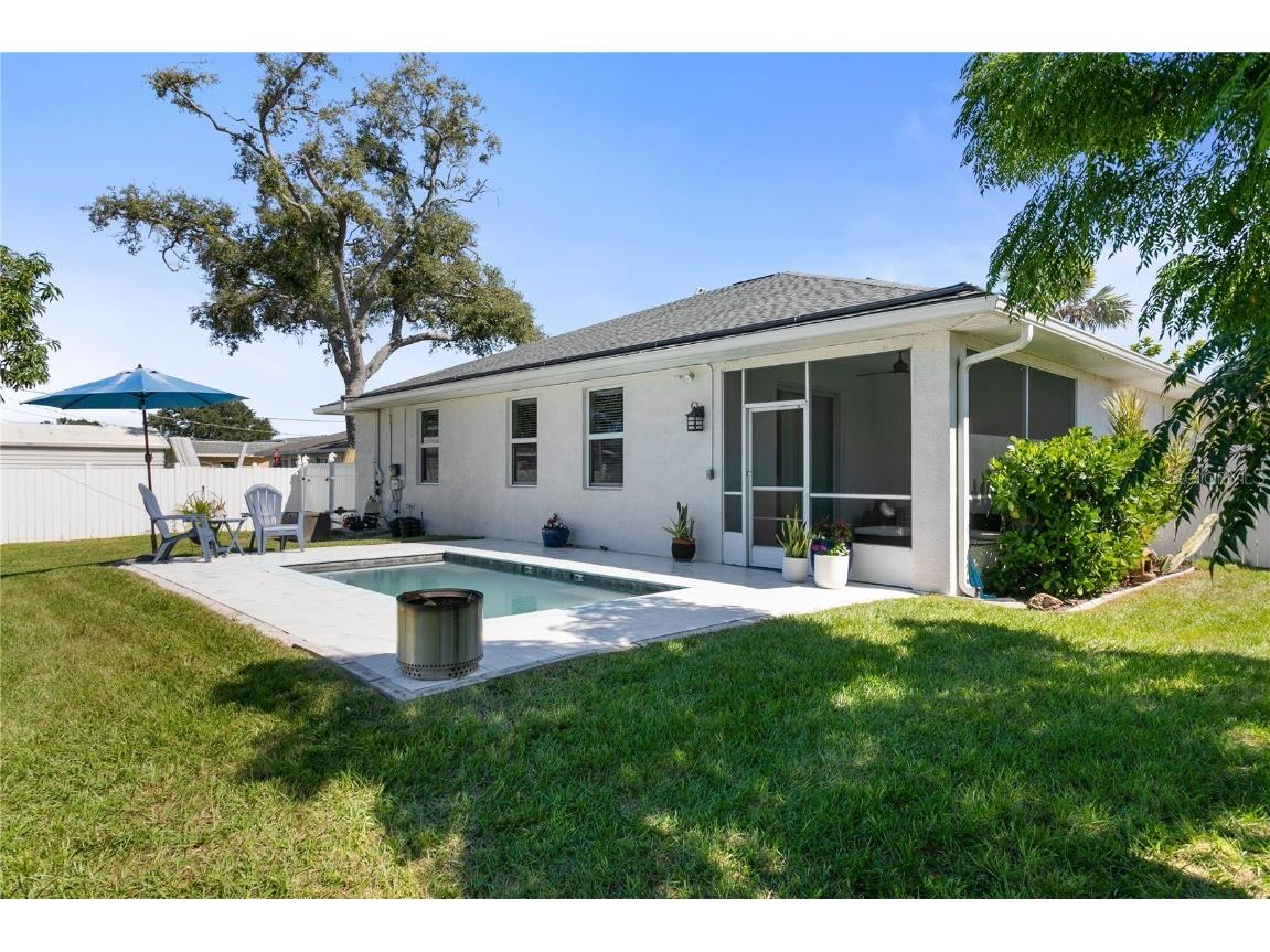 601 Hamlin Street Nokomis FL 34275 A4668073 image15