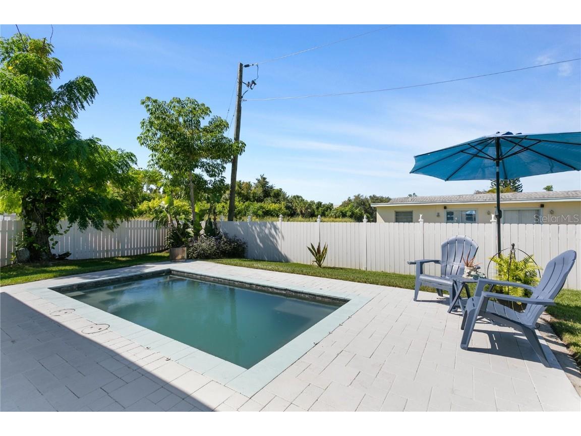 601 Hamlin Street Nokomis FL 34275 A4668073 image17