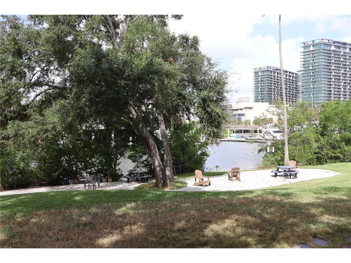 601 Island Place Way Tampa FL 33602 TB8434840 image28